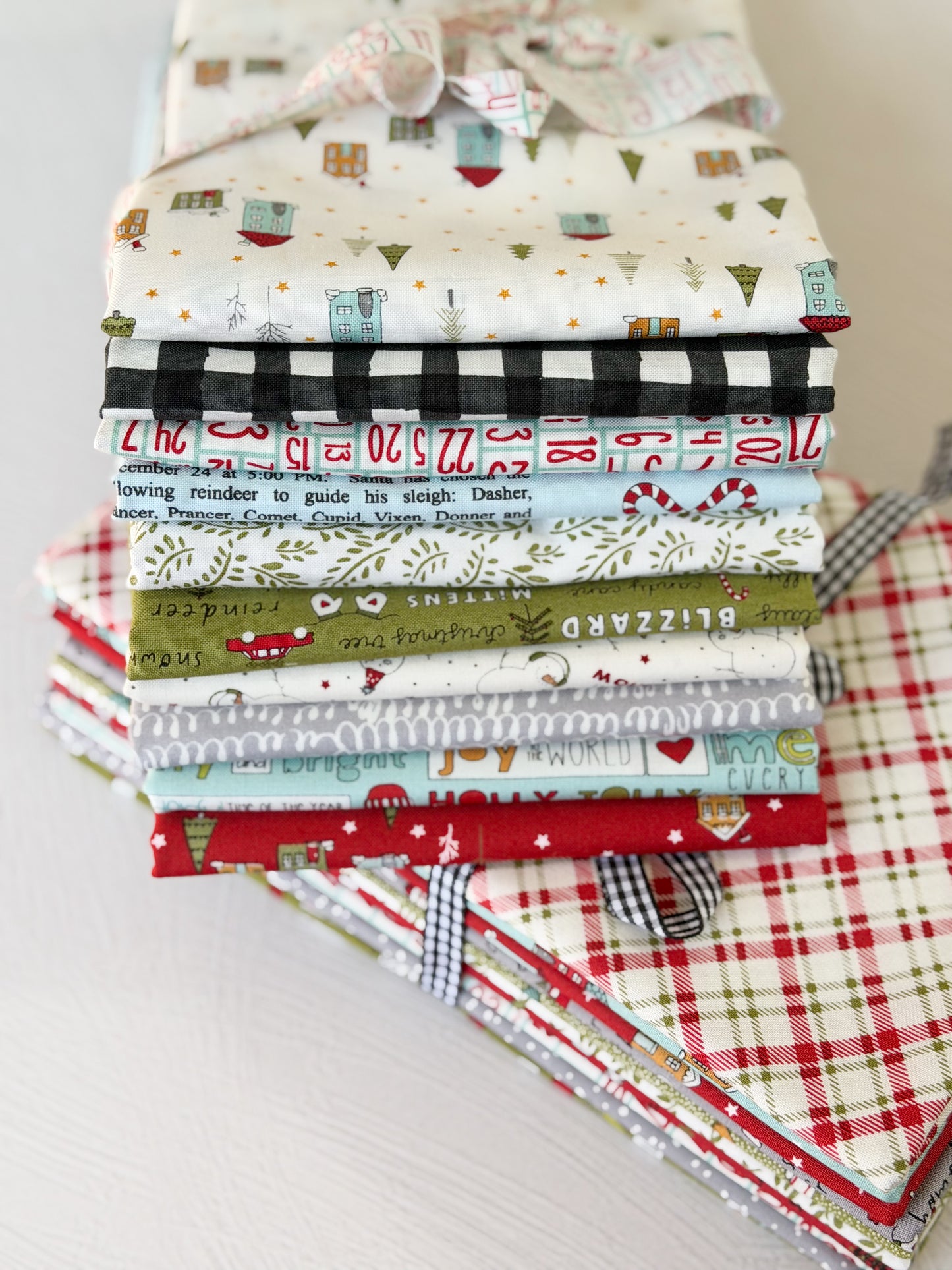 Sweetwater Christmas Half Yard Bundle