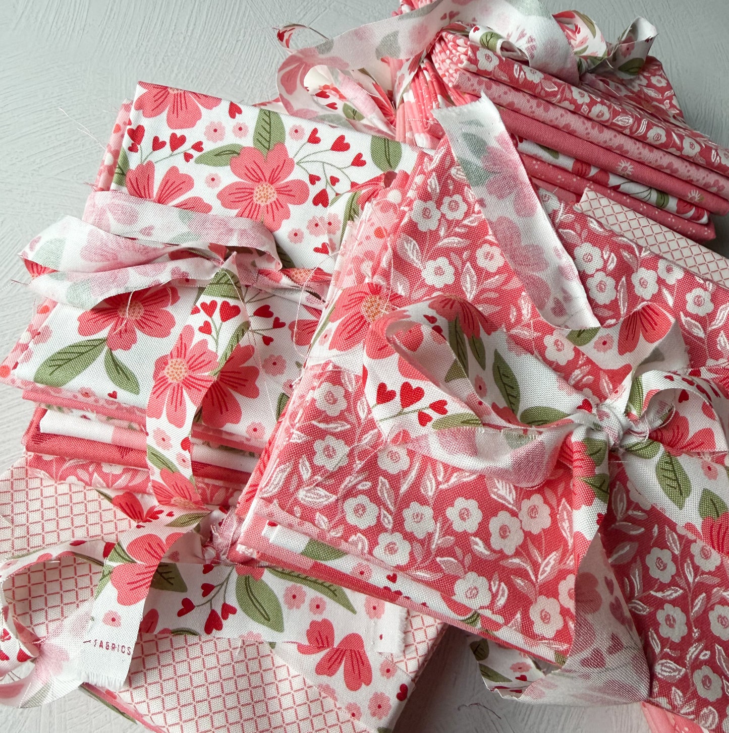 (Mini version) Sugar Rush Fat Quarter Bundle 10 pieces