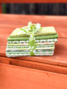 Greens Variety Fat Quarter Bundle